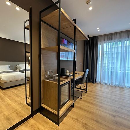 Mulaj Hotel ティラナ エクステリア 写真